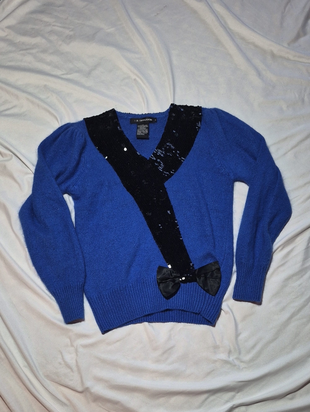 Vibtage Blue V-Neck Sweater with Black Sequin Trim and Bow Size Sm